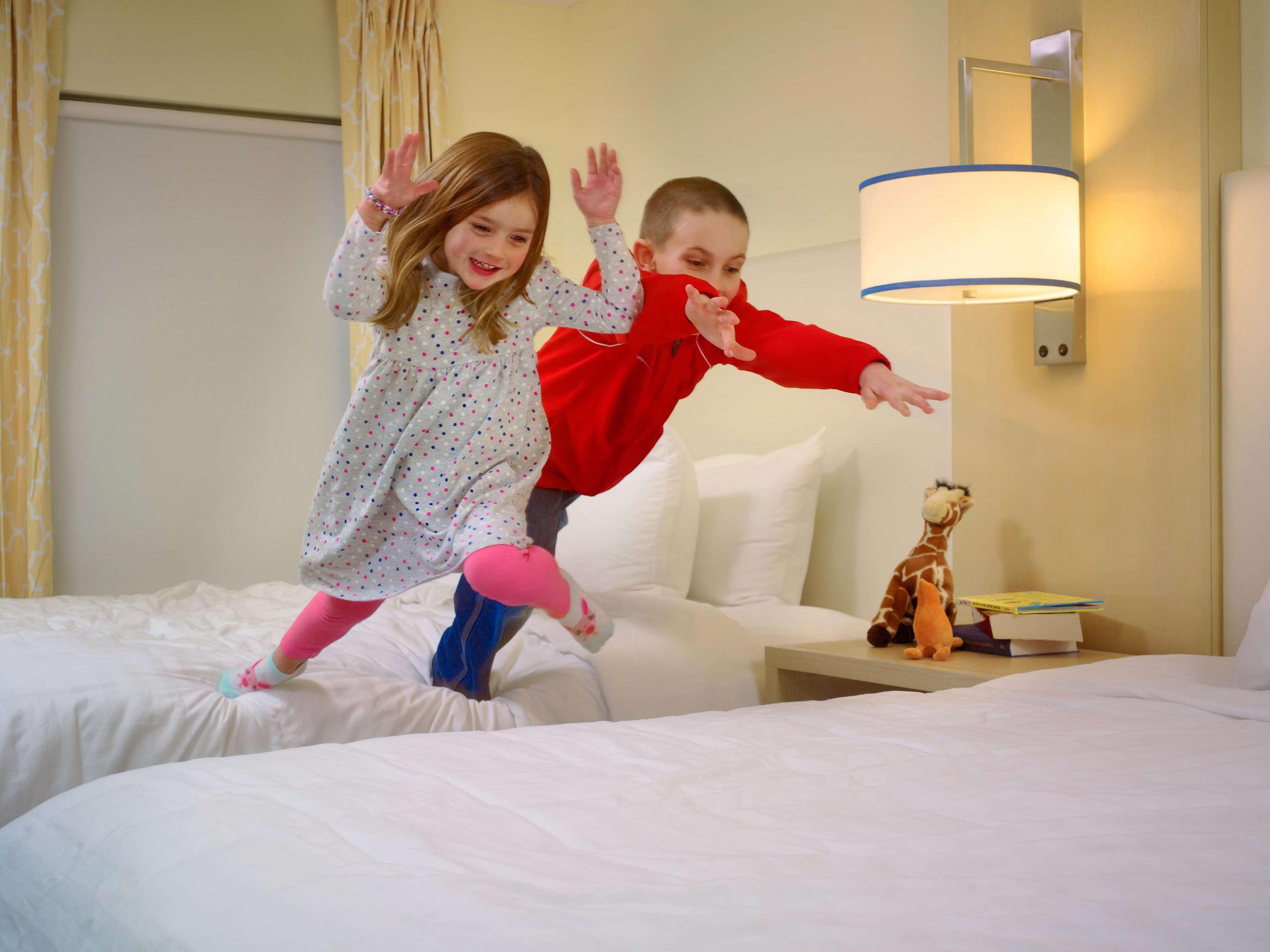 Sonesta Es Suites Принстън Екстериор снимка
