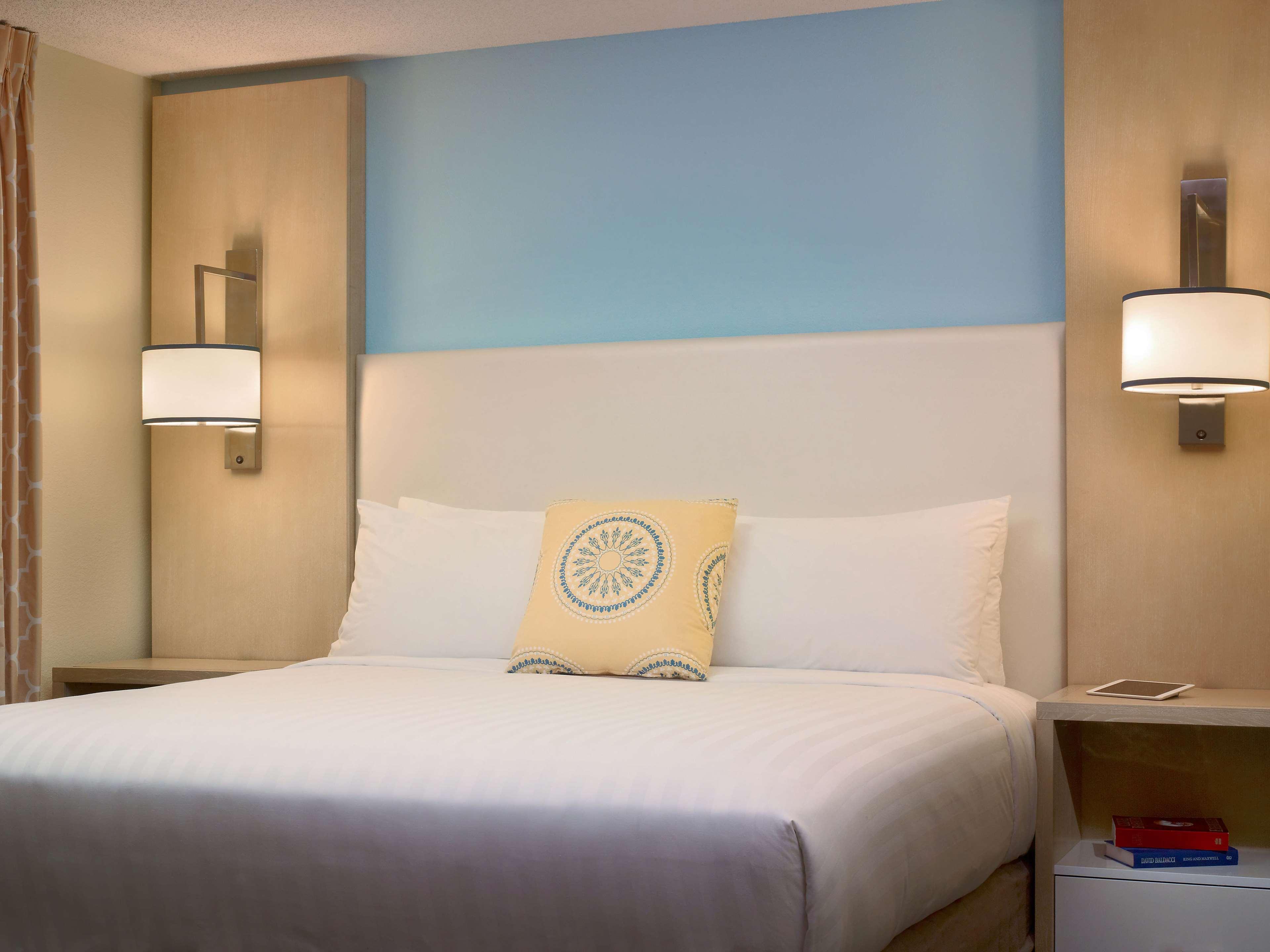 Sonesta Es Suites Принстън Екстериор снимка